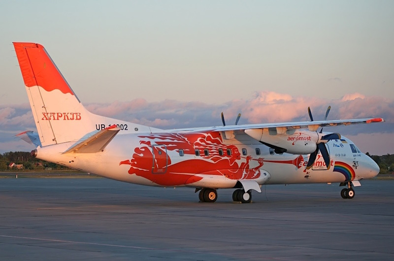 Antonov An-140